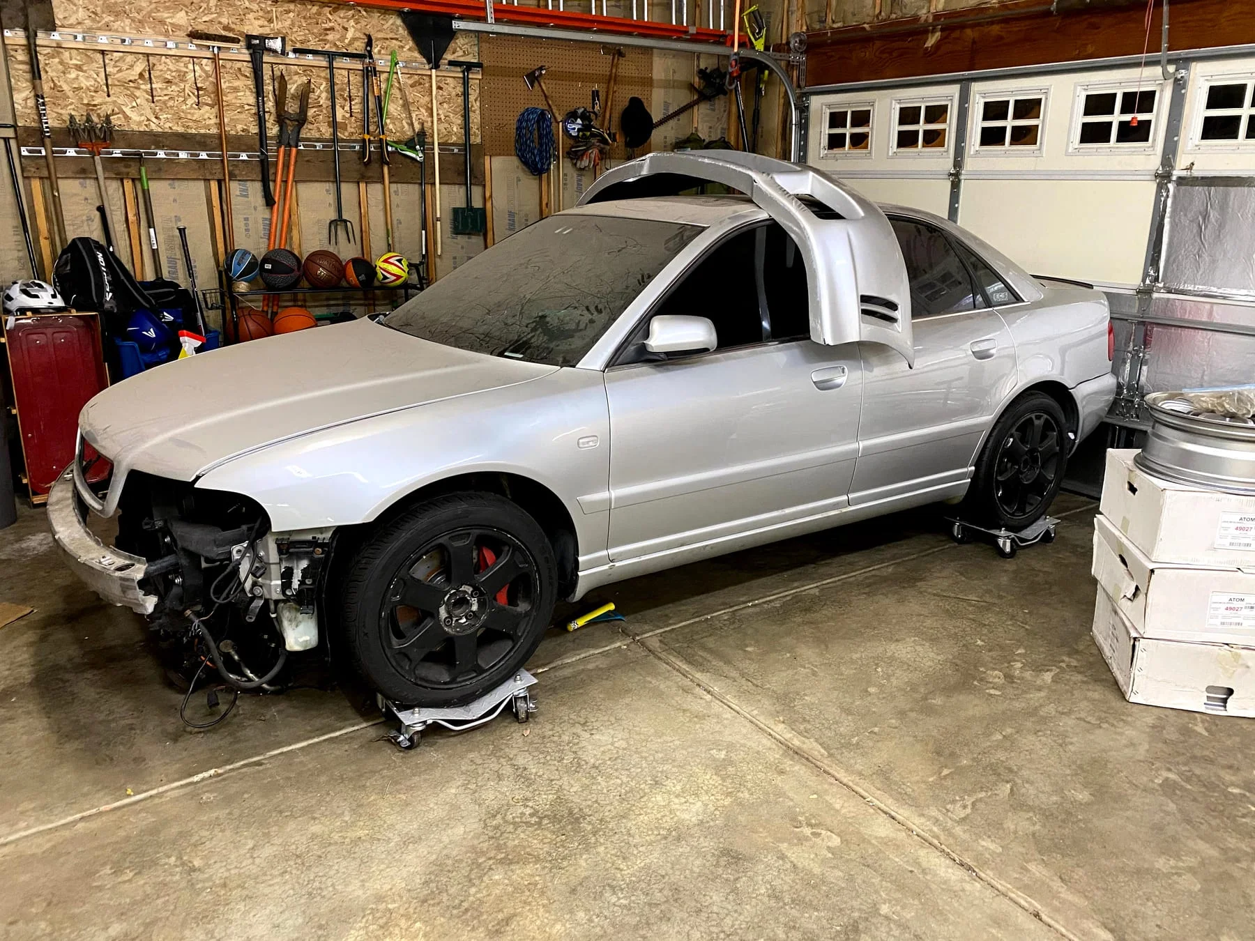 Silver B5 S4 with the restored wheel setup fitted
